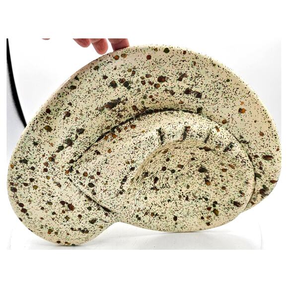 Mid Century Modern Atomic Ashtray, Vintage 70s Ceramic Ashtray Speckled Design - Picture 5 of 7